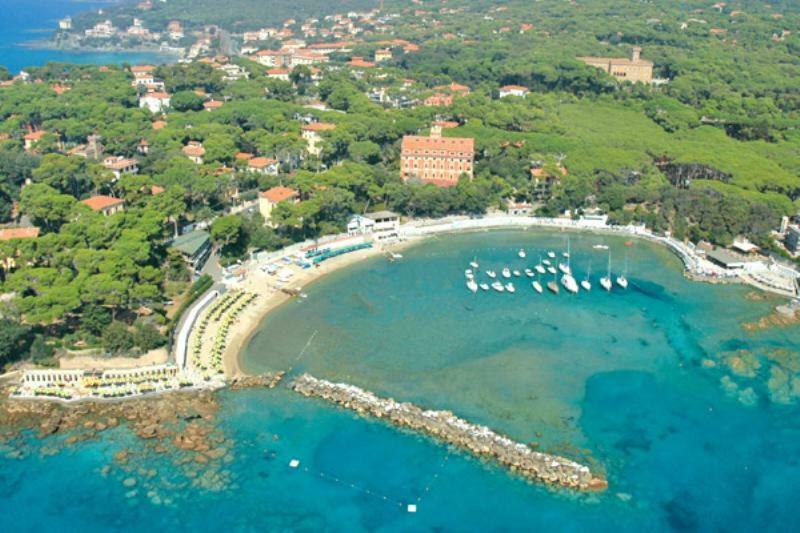 Ghianda Marina Vista Mare Stupenda E 100 Mt Dalla Spiaggia, Accanto Pineta Castiglioncello Exterior foto